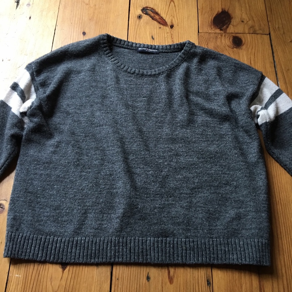 Brandy Melville sweater